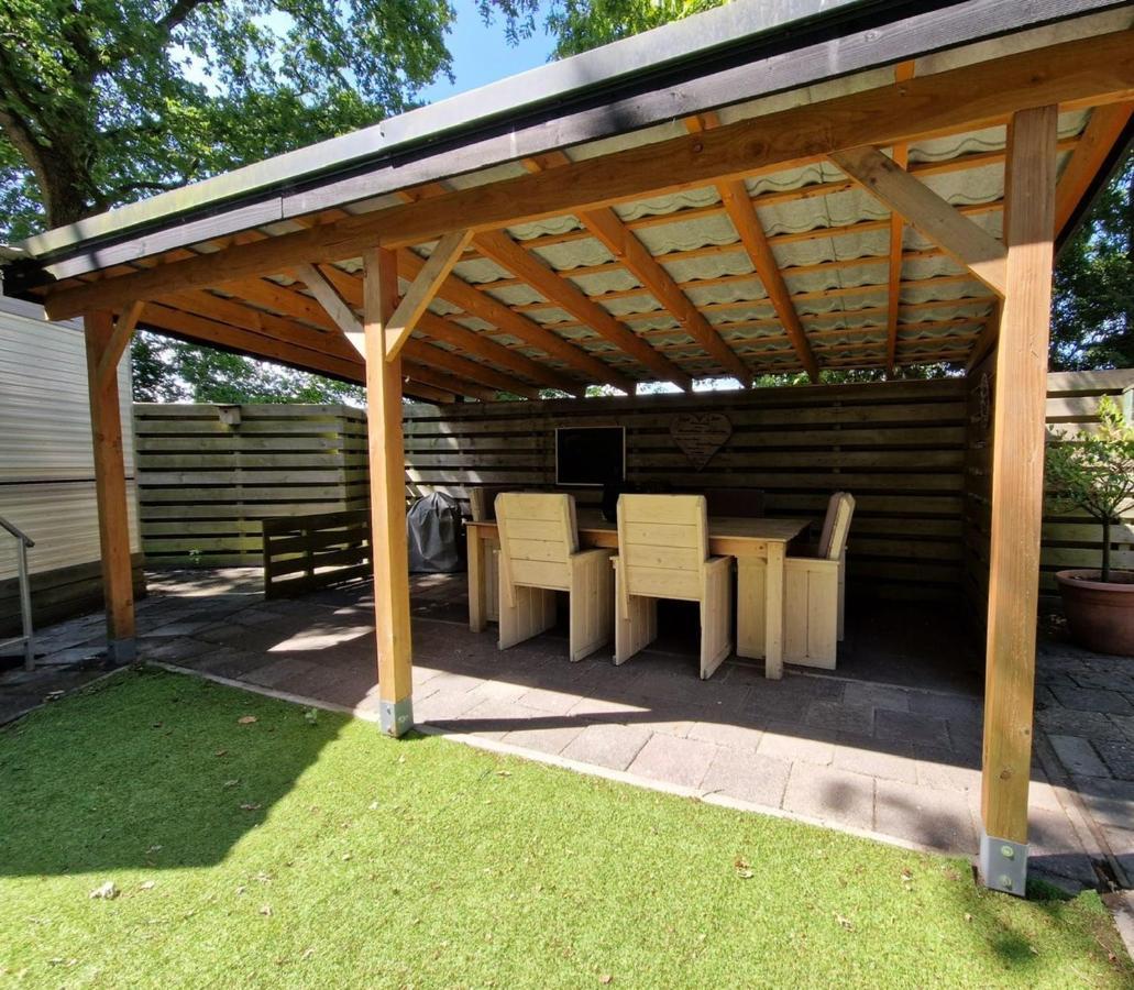 Hotel Stacaravan Verhuur Drenthe Eext Esterno foto